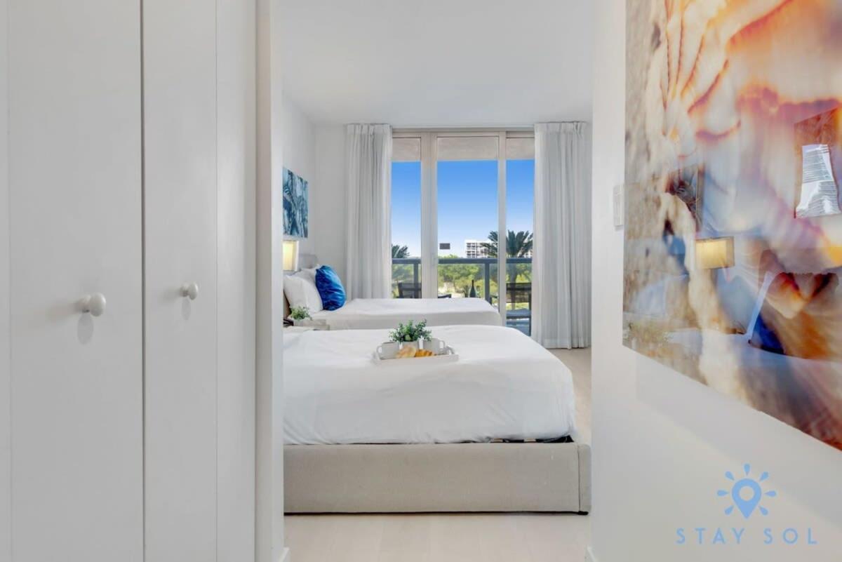 Balcony - Pool - Near Beach - Gym Hallandale Beach Buitenkant foto