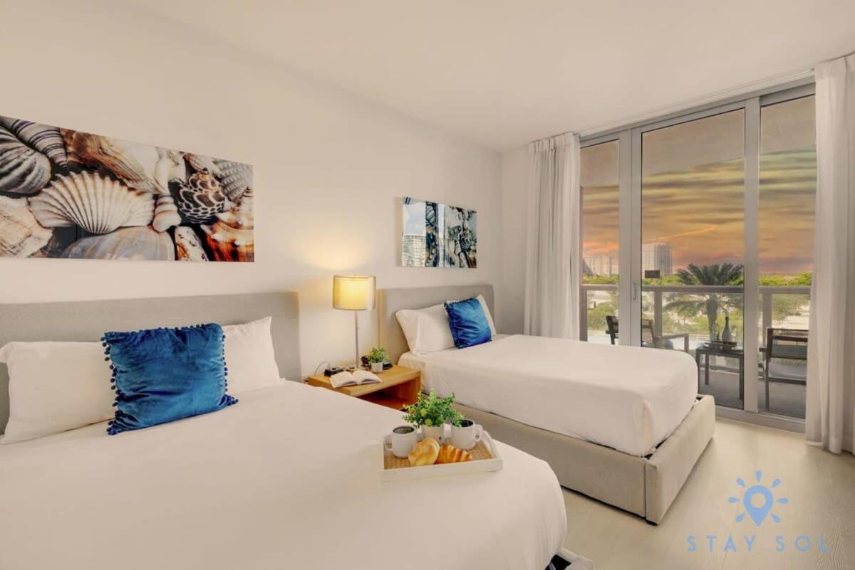 Balcony - Pool - Near Beach - Gym Hallandale Beach Buitenkant foto